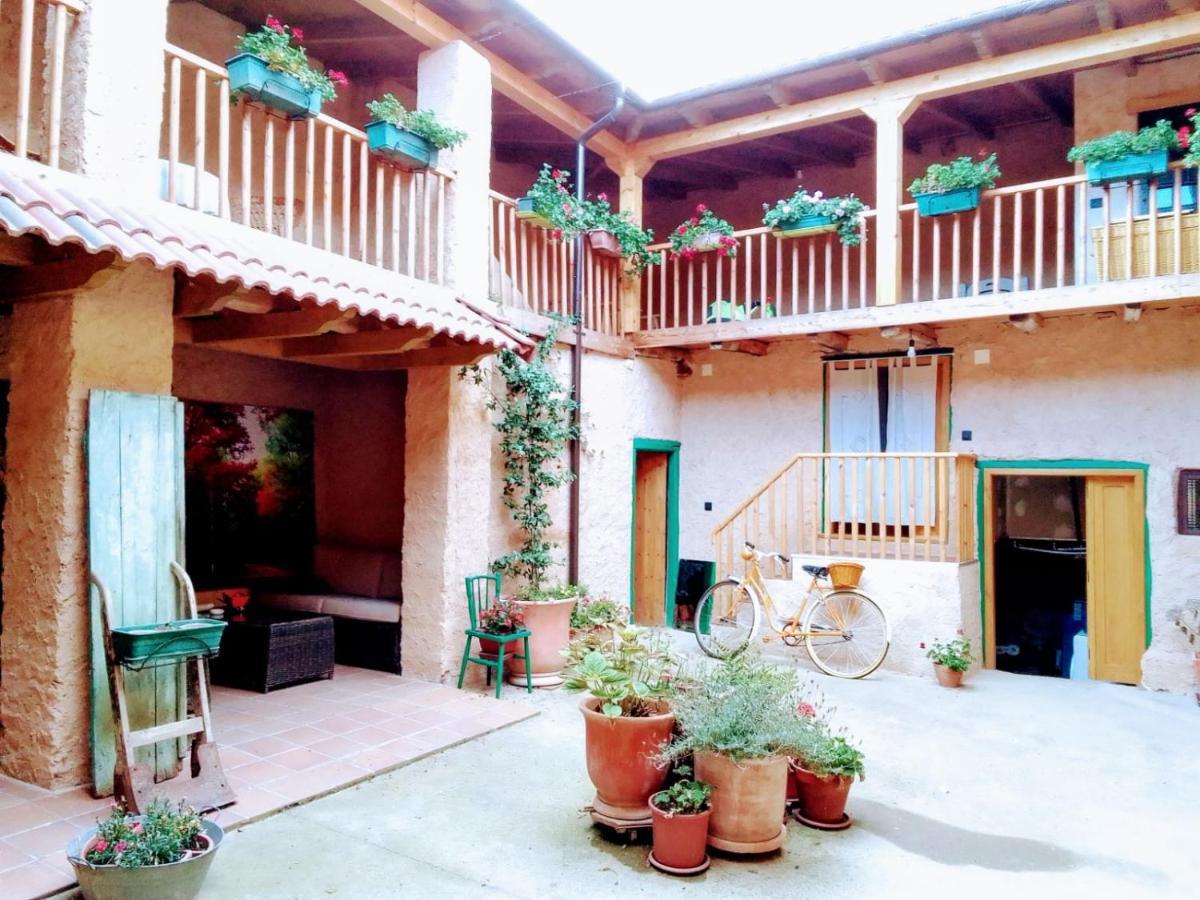 Casa Las Eras San Martin del Camino Luaran gambar