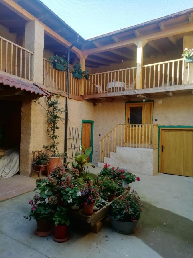 Casa Las Eras San Martin del Camino Luaran gambar